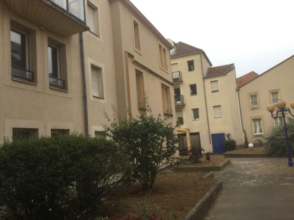 Les Grenettes2 Metz Exterior photo